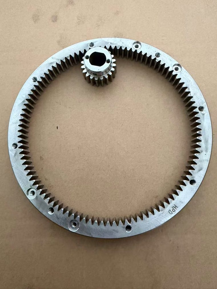 Machined internal ring gear with matching pinion for food processing machinery